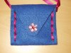 filztasche blau mit acrylblume.jpg